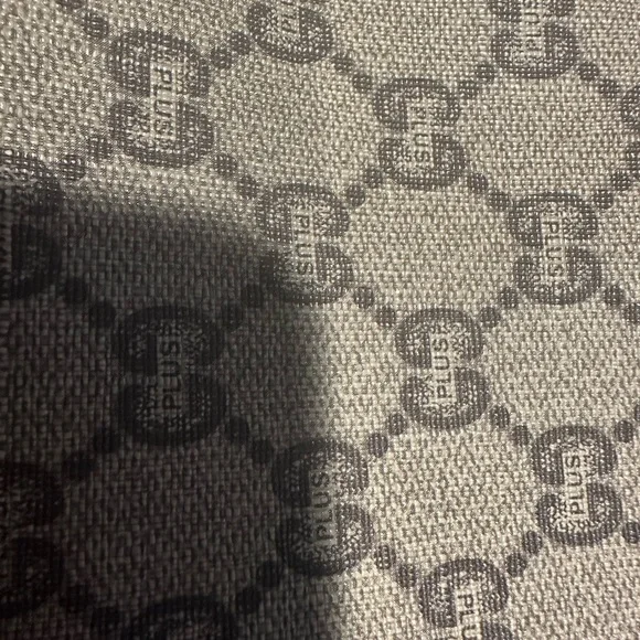 Authentic Gucci Brown Monogram clutch Bag - Picture 5 of 7